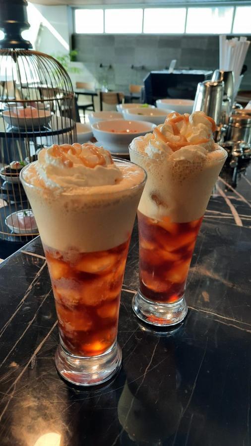 Bess Mansion Hotel Surabaya Wonotjolo المظهر الخارجي الصورة