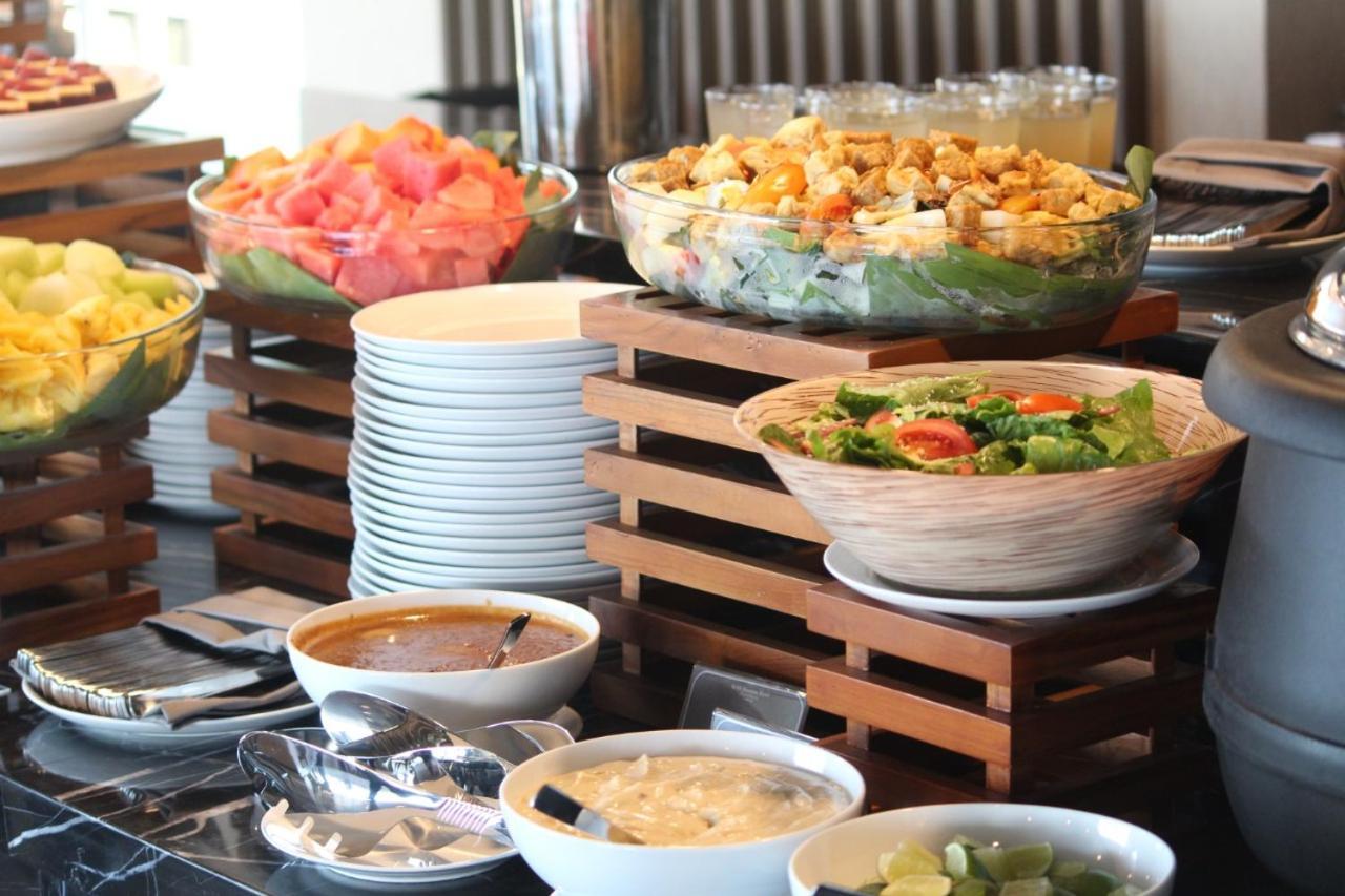 Bess Mansion Hotel Surabaya Wonotjolo المظهر الخارجي الصورة